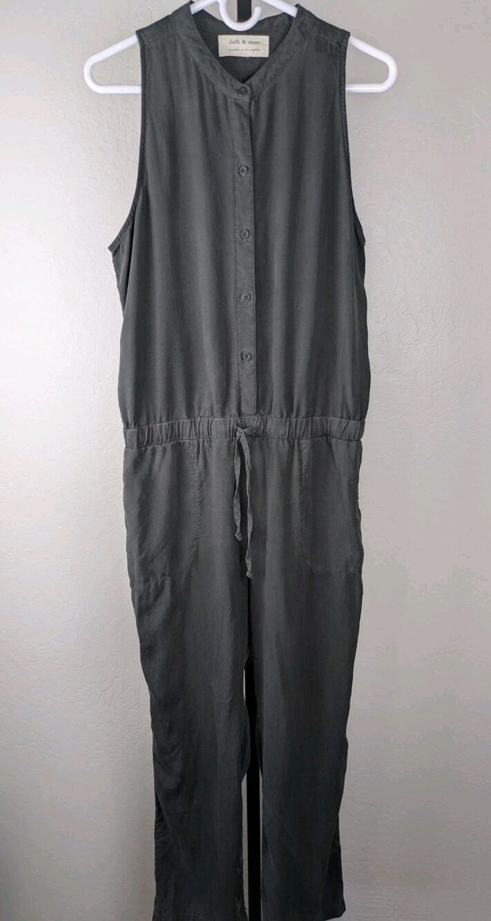 Cloth & Stone dark gray sleeveless jumpsuit 100% tencel lyocell